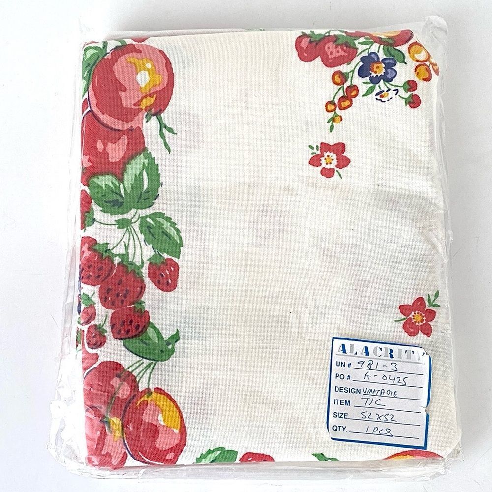 Vintage Fruit Print Cotton Table Cloth 52” x 52” Brand New in Package w/ flaw